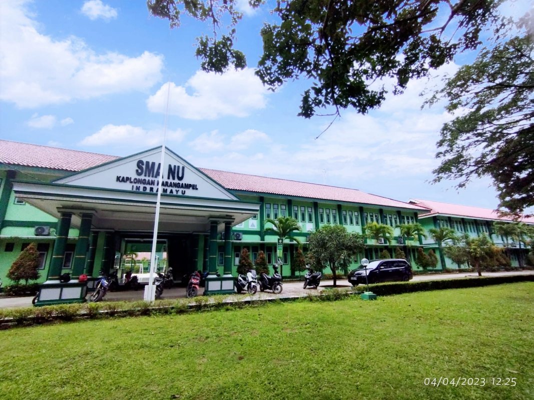 School Building: test